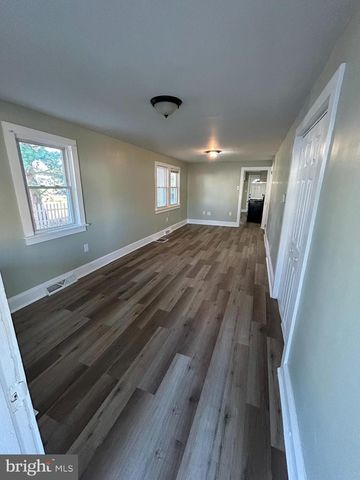 1 MICHIGAN RD, Pennsville, NJ 08070