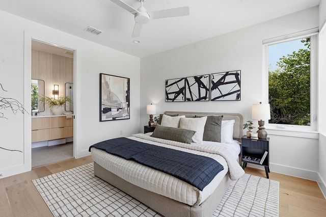 5706 Nancy DR 2, Austin, TX 78745