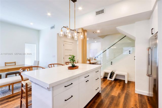 8905 SW 221st Ter, Cutler Bay, FL 33190