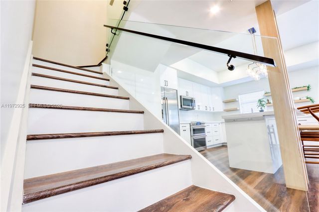 8905 SW 221st Ter, Cutler Bay, FL 33190