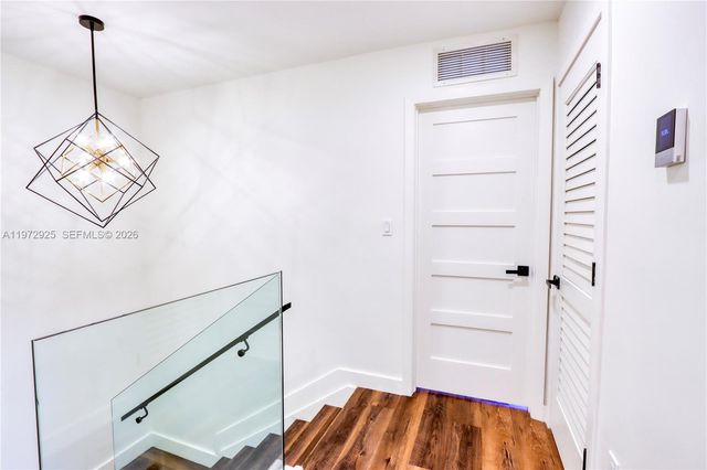 8905 SW 221st Ter, Cutler Bay, FL 33190