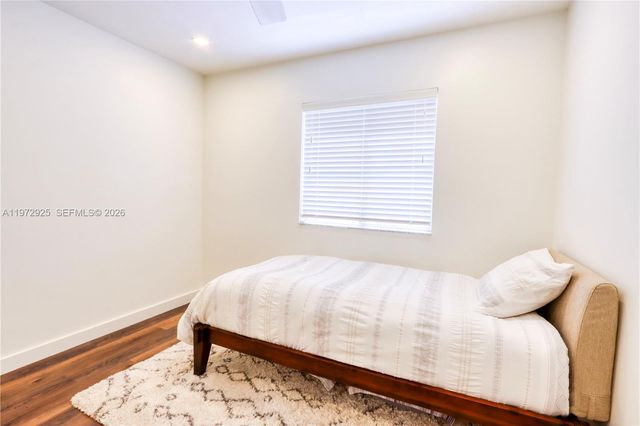 8905 SW 221st Ter, Cutler Bay, FL 33190