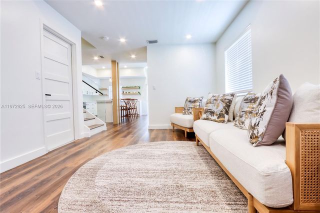 8905 SW 221st Ter, Cutler Bay, FL 33190