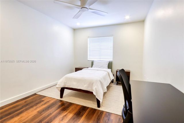 8905 SW 221st Ter, Cutler Bay, FL 33190