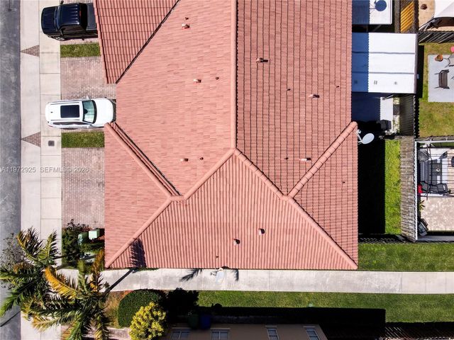 8905 SW 221st Ter, Cutler Bay, FL 33190