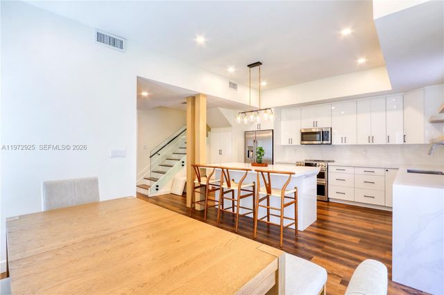 8905 SW 221st Ter, Cutler Bay, FL 33190