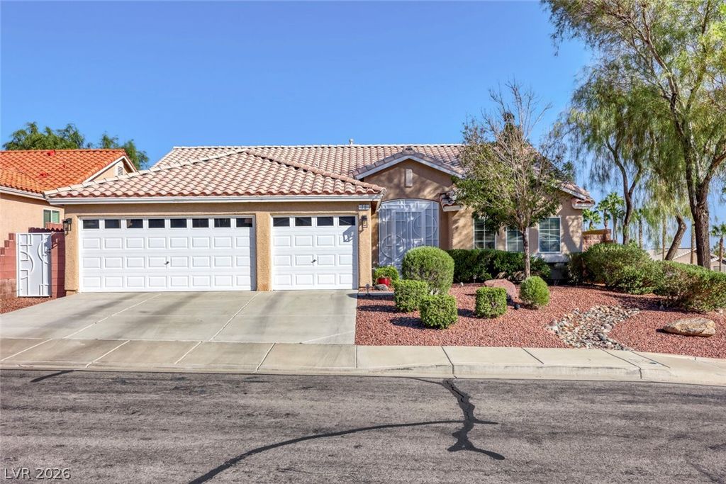 70 Tower Mustard Court, Henderson, NV 89002 — exterior