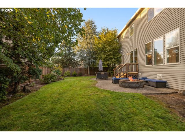 20125 MOSSY MEADOWS Ave, Oregon City, OR 97045