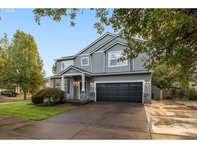 20125 MOSSY MEADOWS Ave, Oregon City, OR 97045