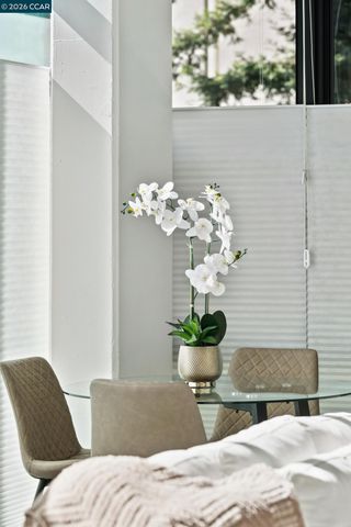 210 Lafayette Circle 101, Lafayette, CA 94549