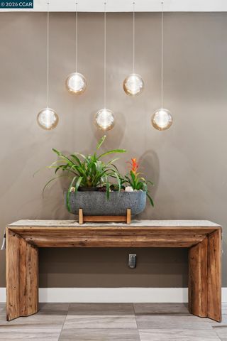 210 Lafayette Circle 101, Lafayette, CA 94549