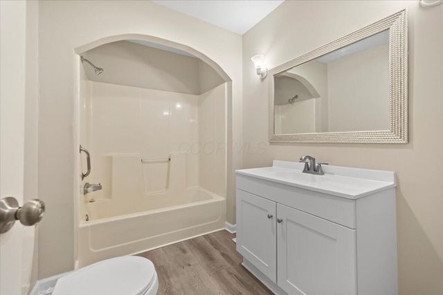 11025 Hebron Road, Buckeye Lake, OH 43008