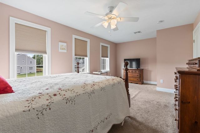 101 Sawmill Ln 101, Hanson, MA 02341