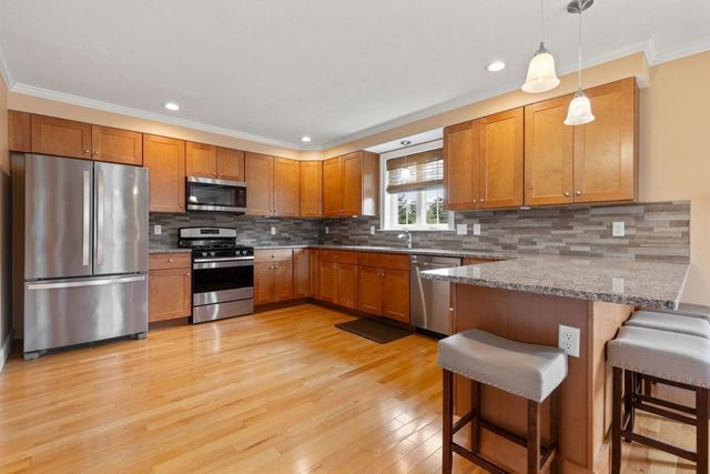 101 Sawmill Ln 101, Hanson, MA 02341