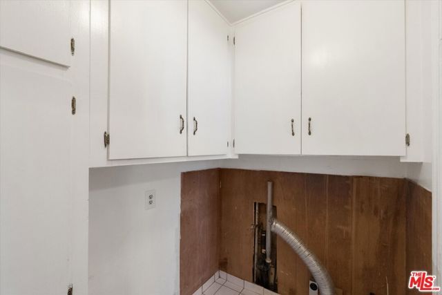 2124 W 112th Street, Los Angeles, CA 90047