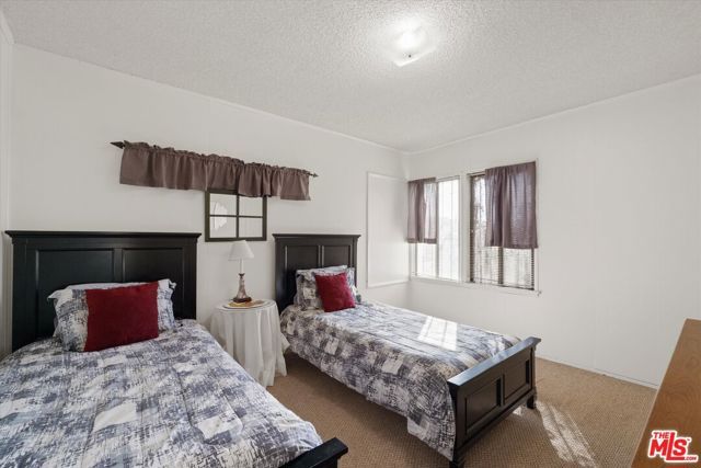 2124 W 112th Street, Los Angeles, CA 90047