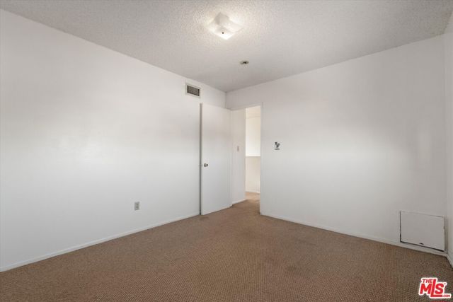 2124 W 112th Street, Los Angeles, CA 90047