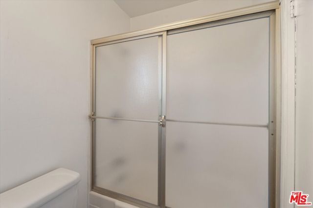 2124 W 112th Street, Los Angeles, CA 90047