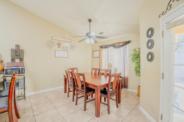 3931 E Elowin Avenue, Visalia, CA 93292