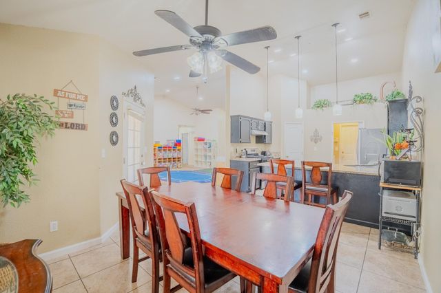 3931 E Elowin Avenue, Visalia, CA 93292