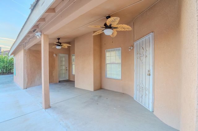 3931 E Elowin Avenue, Visalia, CA 93292