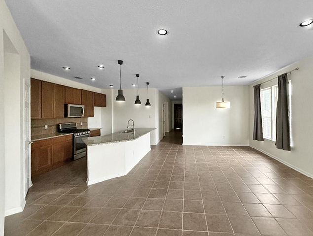 6503 Bayliss Valley Lane, Katy, TX 77449