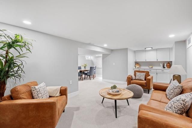 6101 11th Avenue S, Minneapolis, MN 55417
