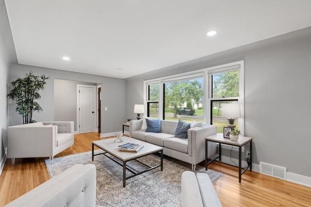 6101 11th Avenue S, Minneapolis, MN 55417
