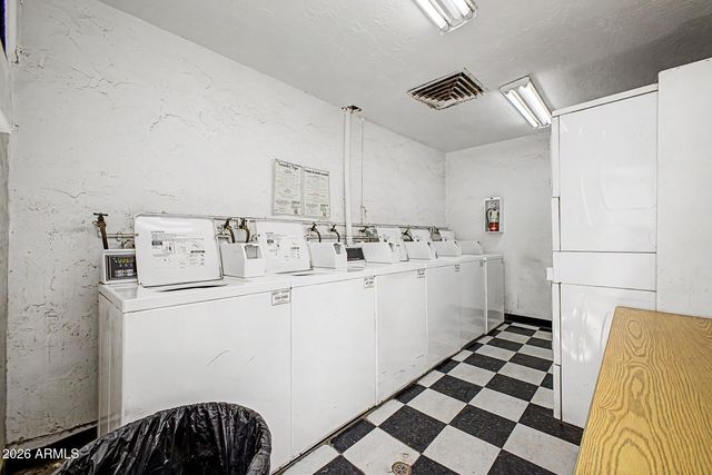 3416 N 44TH Street 52, Phoenix, AZ 85018