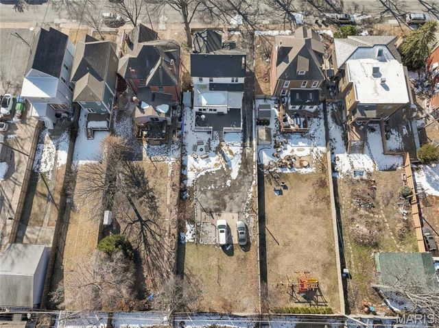 4935 Reber Place, St Louis, MO 63139