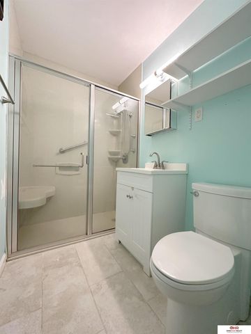 501 Terrace Road, Lincoln, NE 68505