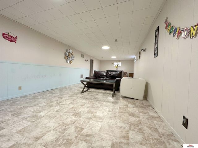 501 Terrace Road, Lincoln, NE 68505