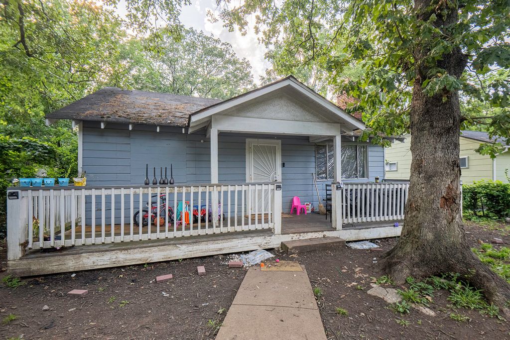 857 Wheeler Avenue, Chattanooga, TN 37406