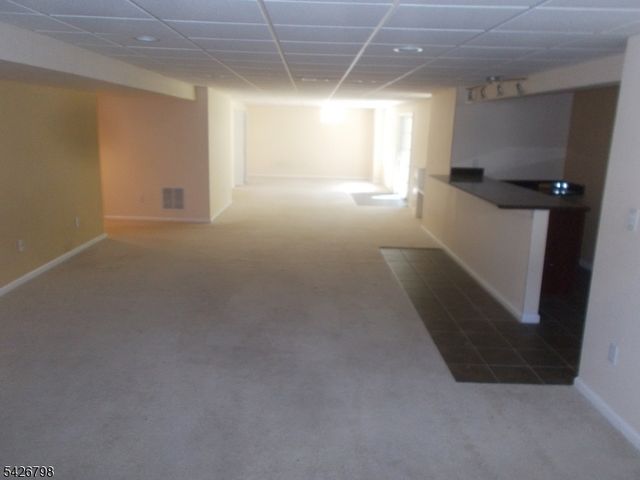 11 Shadow Hill Way, Washington Twp., NJ 07840