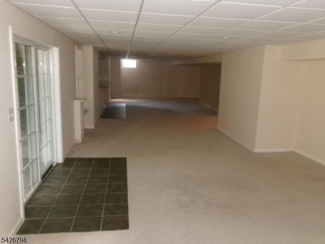11 Shadow Hill Way, Washington Twp., NJ 07840