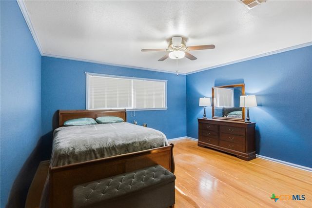 308 Alamogordo Drive, Victoria, TX 77904