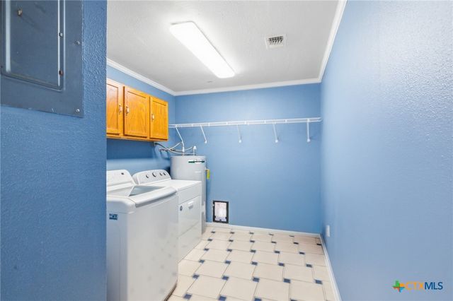 308 Alamogordo Drive, Victoria, TX 77904