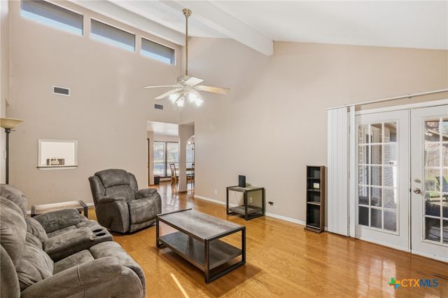 308 Alamogordo Drive, Victoria, TX 77904