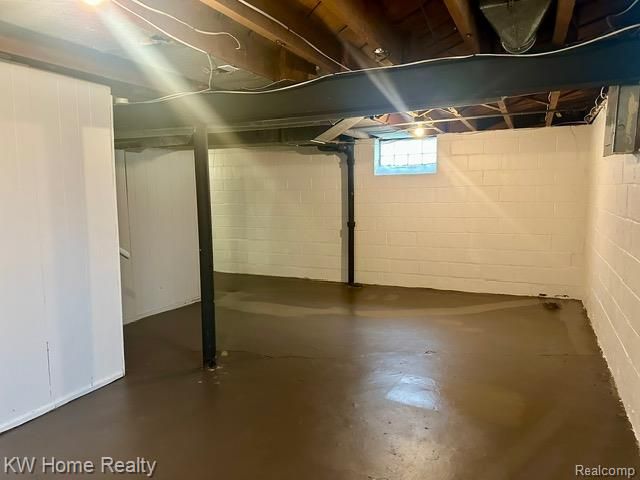 4607 Cadieux Road, Detroit, MI 48224