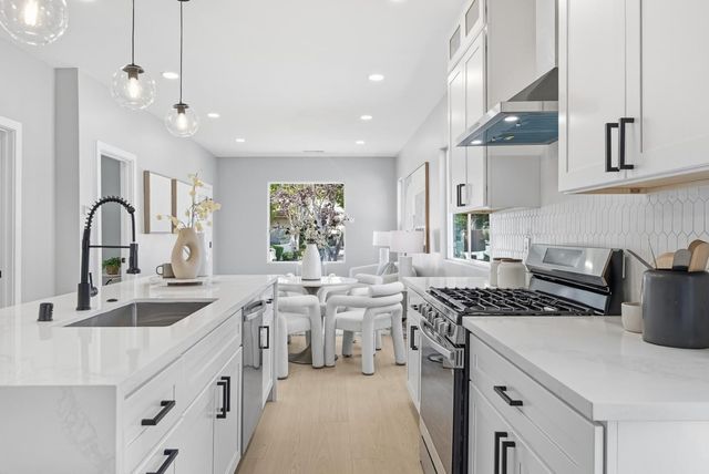 346 E Washington Avenue, Sunnyvale, CA 94086