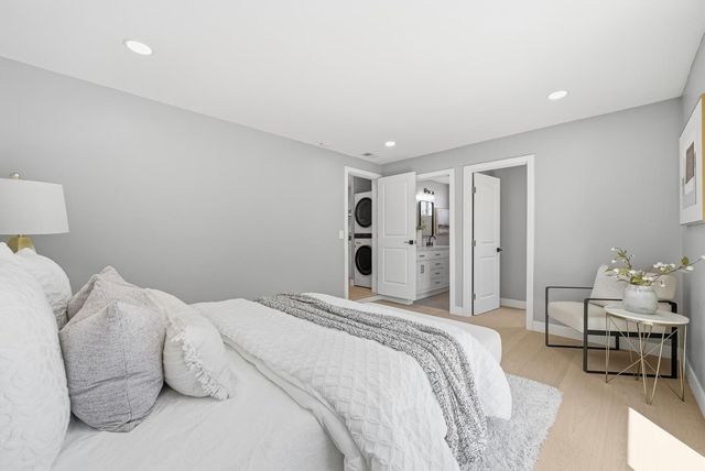 346 E Washington Avenue, Sunnyvale, CA 94086