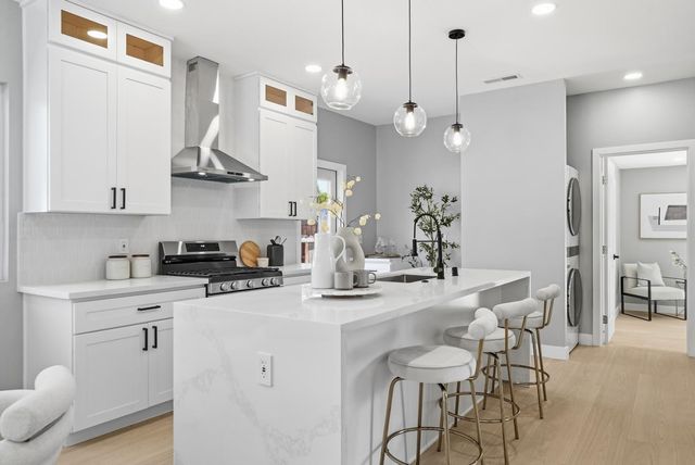 346 E Washington Avenue, Sunnyvale, CA 94086