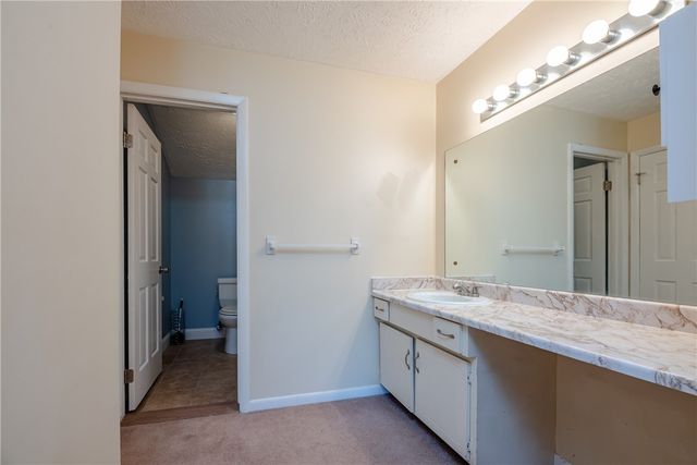 9 High Gate 7, Perinton, NY 14450