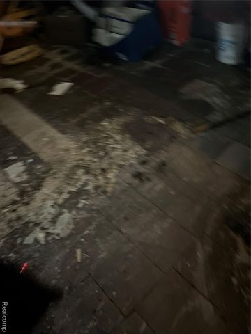 18681 Shields Street, Detroit, MI 48234