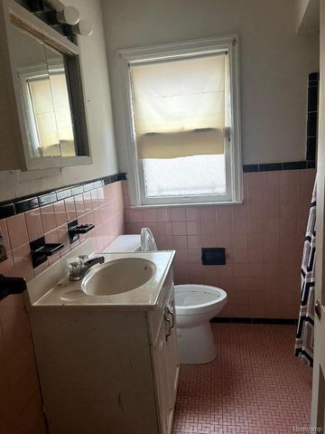 18681 Shields Street, Detroit, MI 48234