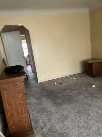 18681 Shields Street, Detroit, MI 48234