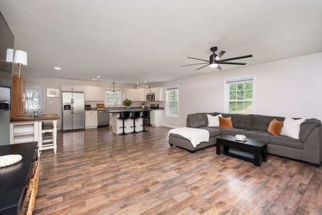 161 MT SINAI POINTE, Fort Valley, VA 22652