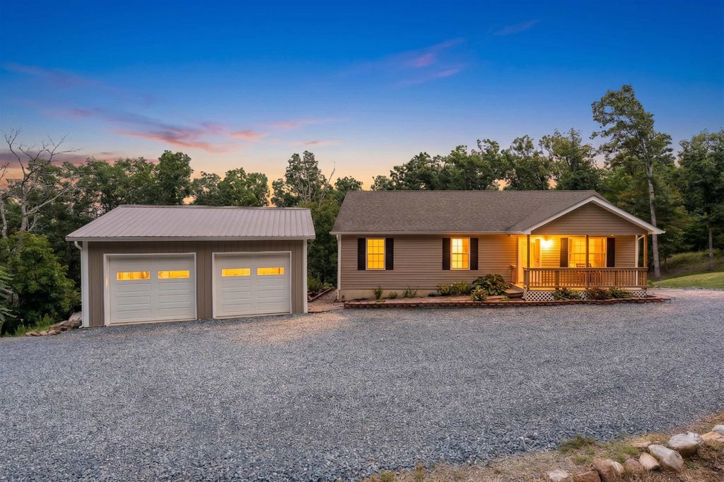 161 MT SINAI POINTE, Fort Valley, VA 22652