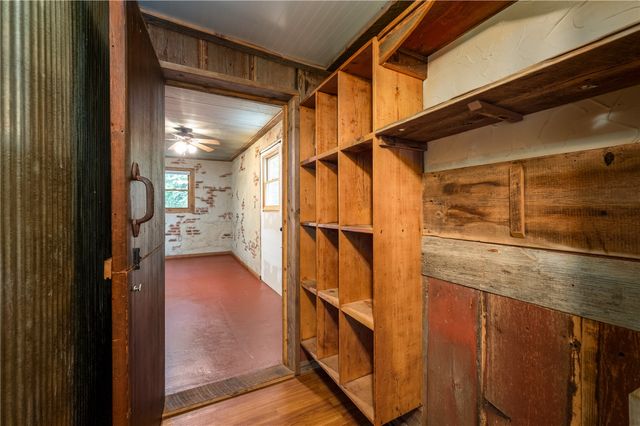 2576 58th St Lane, Vinton, IA 52349