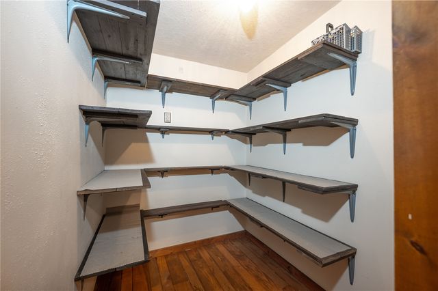 2576 58th St Lane, Vinton, IA 52349